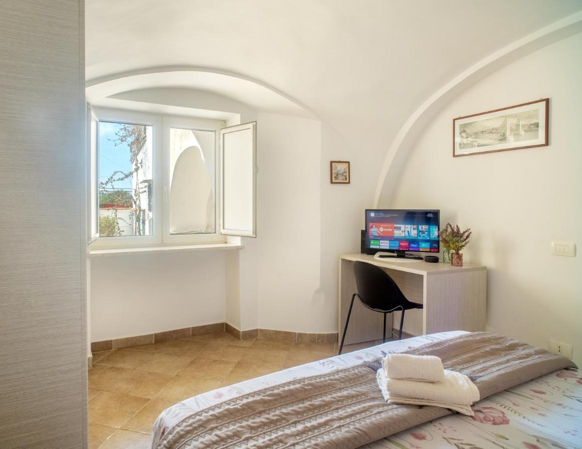 Appartamento Casa Isetta Massa Lubrense Esterno foto